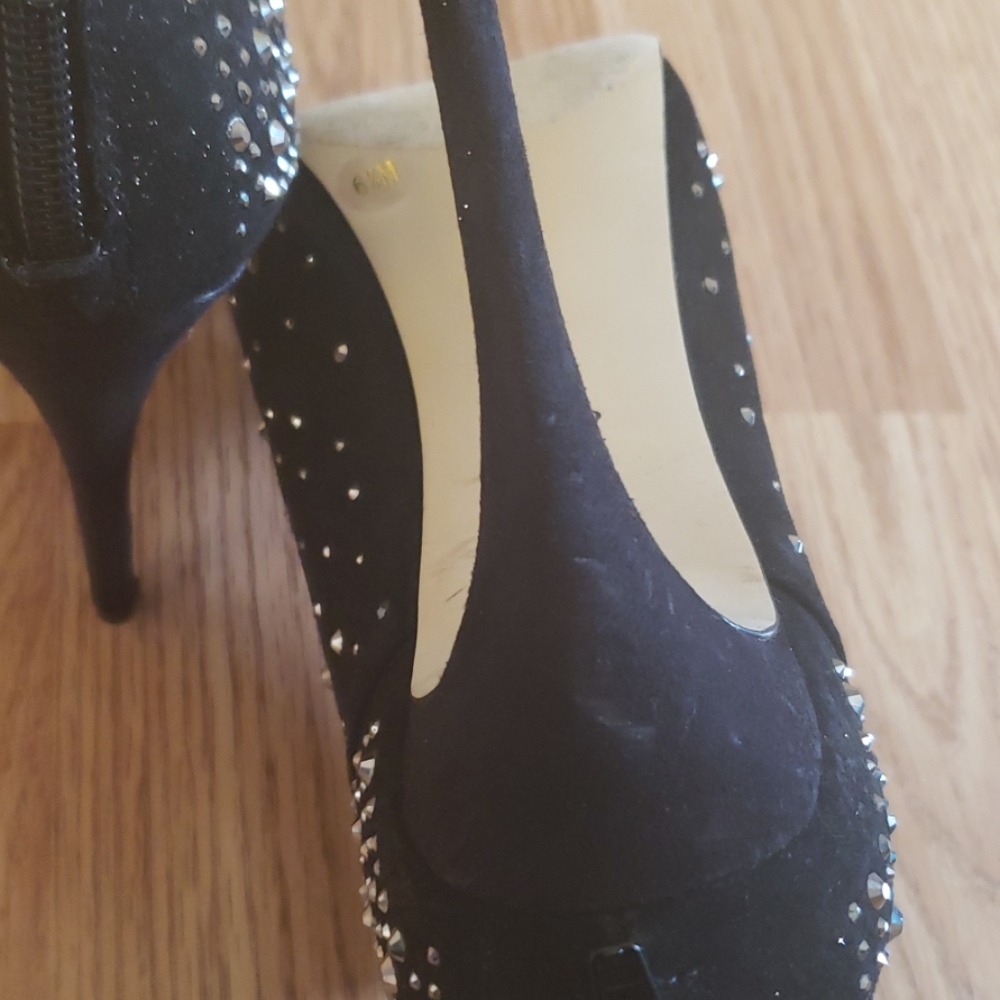 Booties - Picture 4 of 4